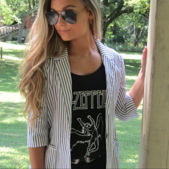 Zeppelin Tank!! ❤️ - Picture 7 of 8